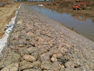 铅丝笼护坡图片2