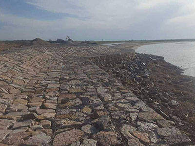 雷诺护垫护坡图片3