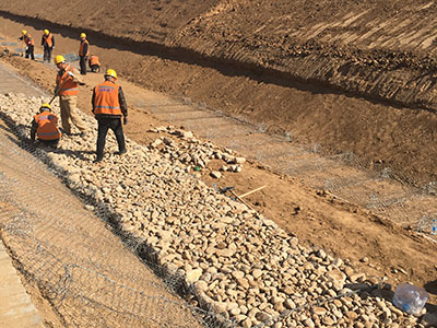 河南淇河新区段防渗漏工程图片3